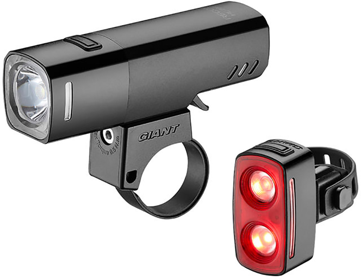 Giant RECON TL 200 & HL 700 Lygtesæt - Black Friday Tilbud