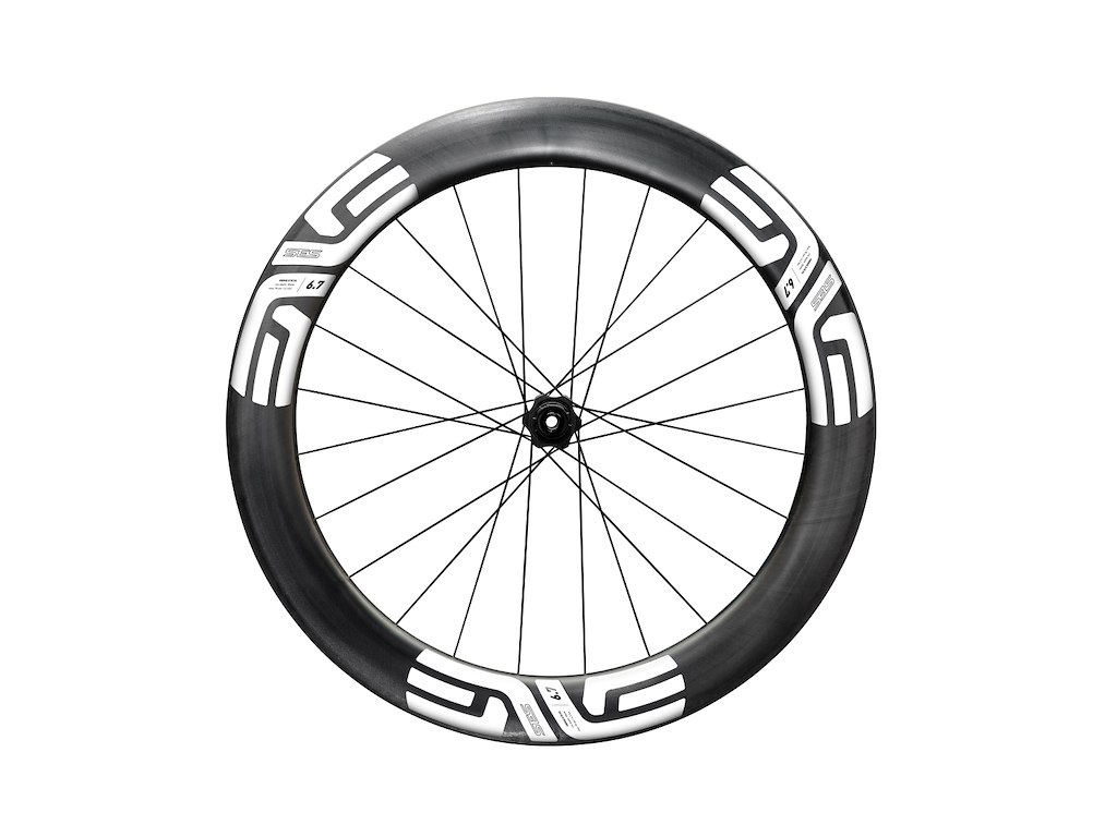 ENVE SES 6.7 baghjul Race 700c HG Body Center Lock disc og E-Thru 12 x 142mm med hvide stickers